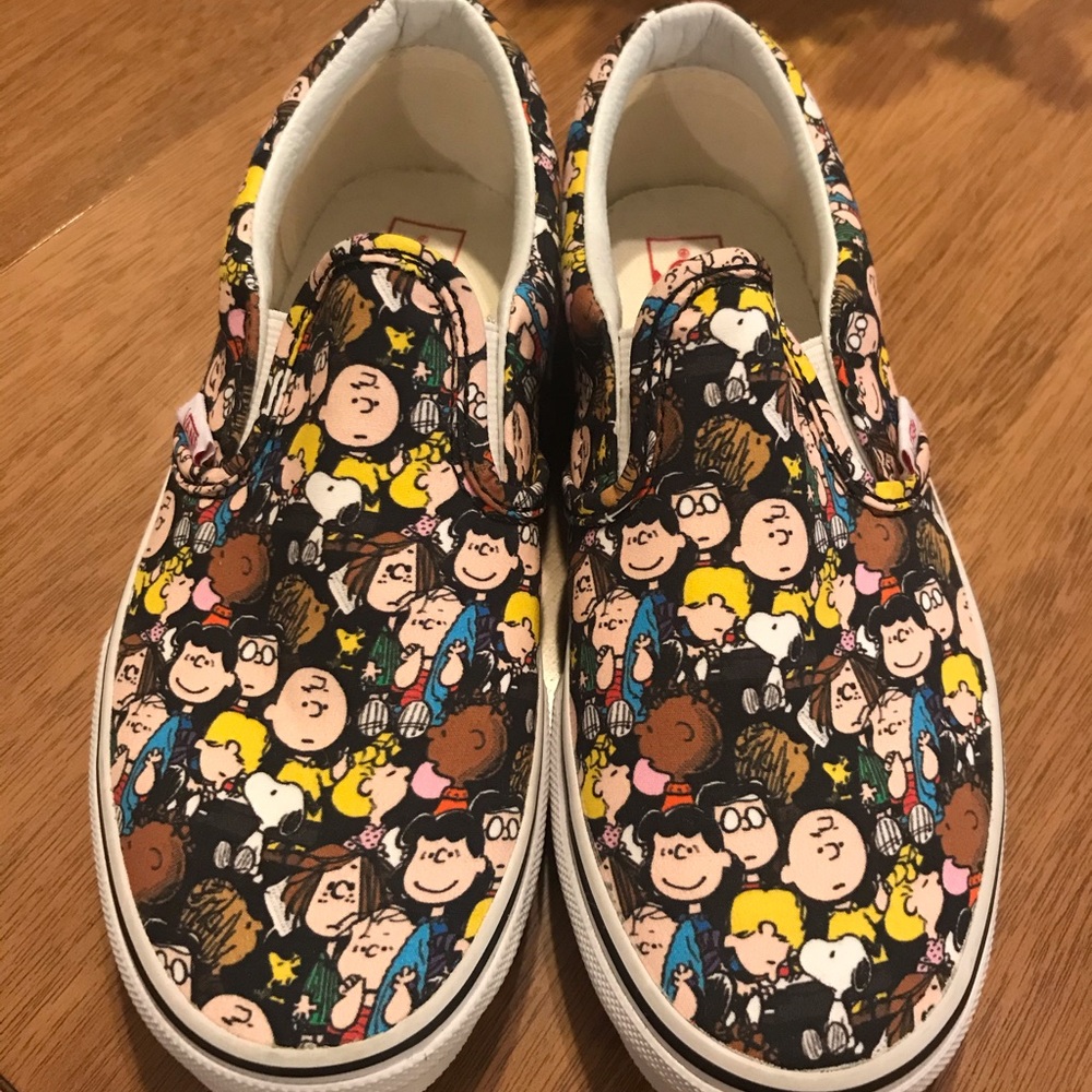 Brand New Vans Peanuts Collection Kid Size 2.5